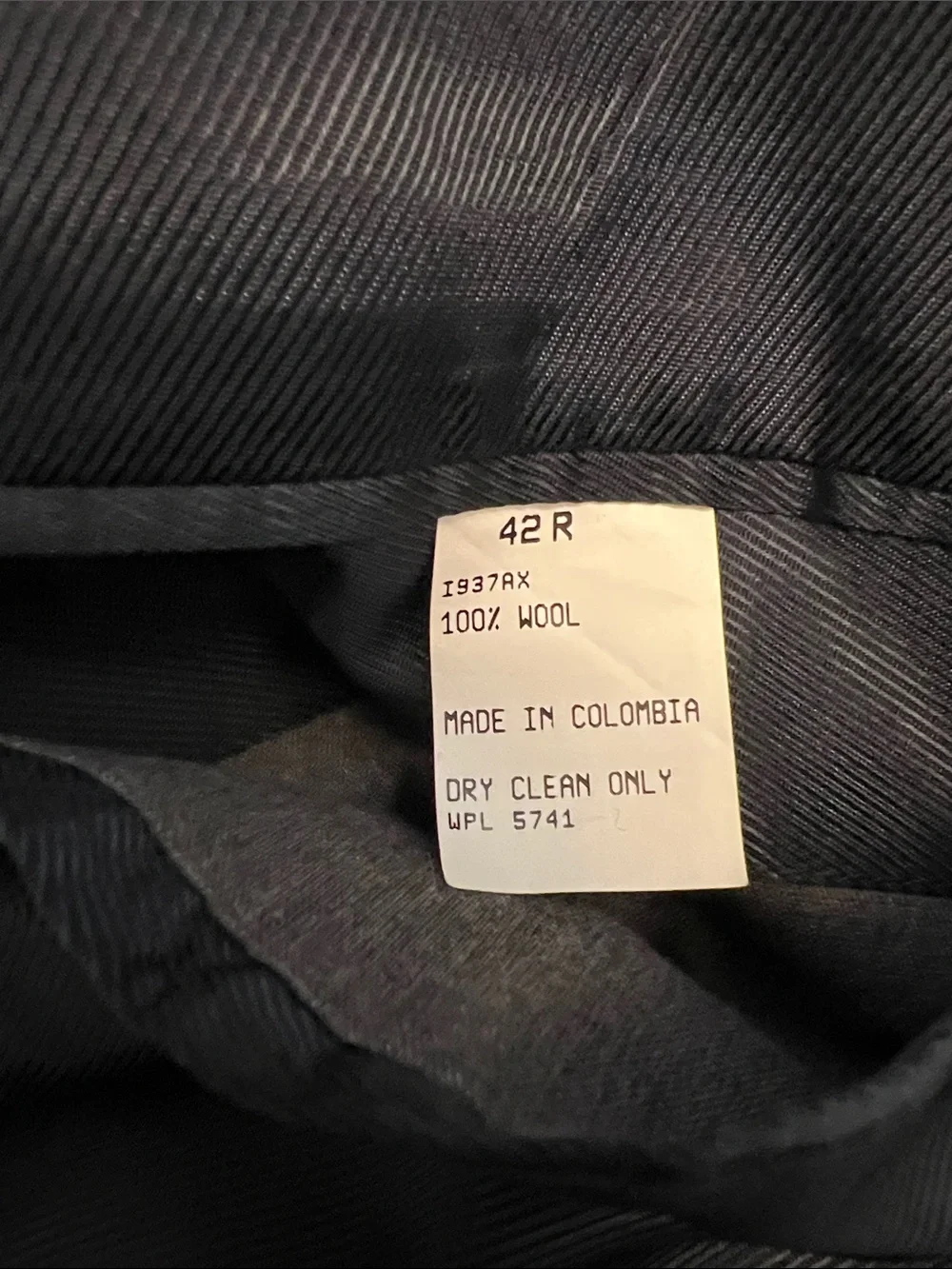 Oscar de la Renta Men's Classic Navy Blazer - Elegant Two-Button Sport Coat